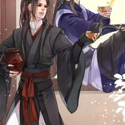 穿巨大吊牌衣服拍照